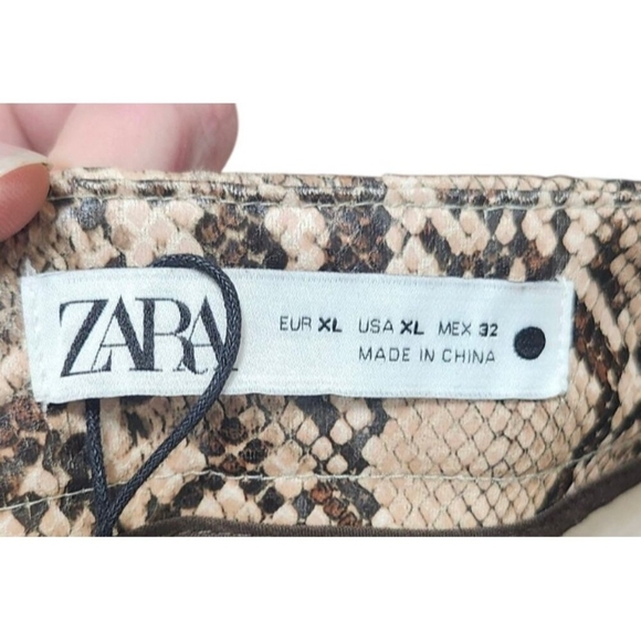Zara Women's Size XL Faux Leather Snake Print Bloggers Fav Trouser Pants - Picture 8 of 14